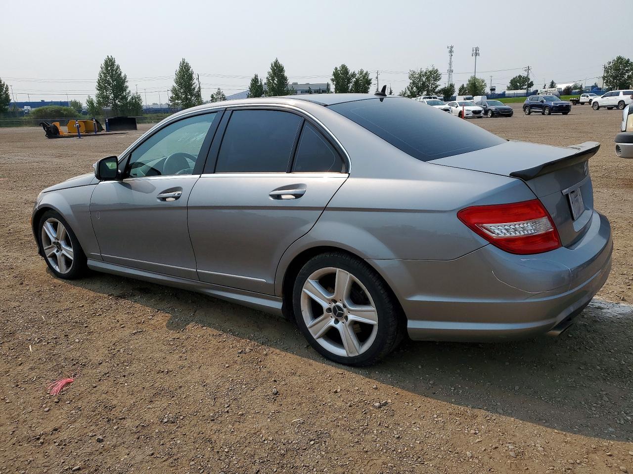 2009 Mercedes-Benz C 300 4Matic - Фото 2