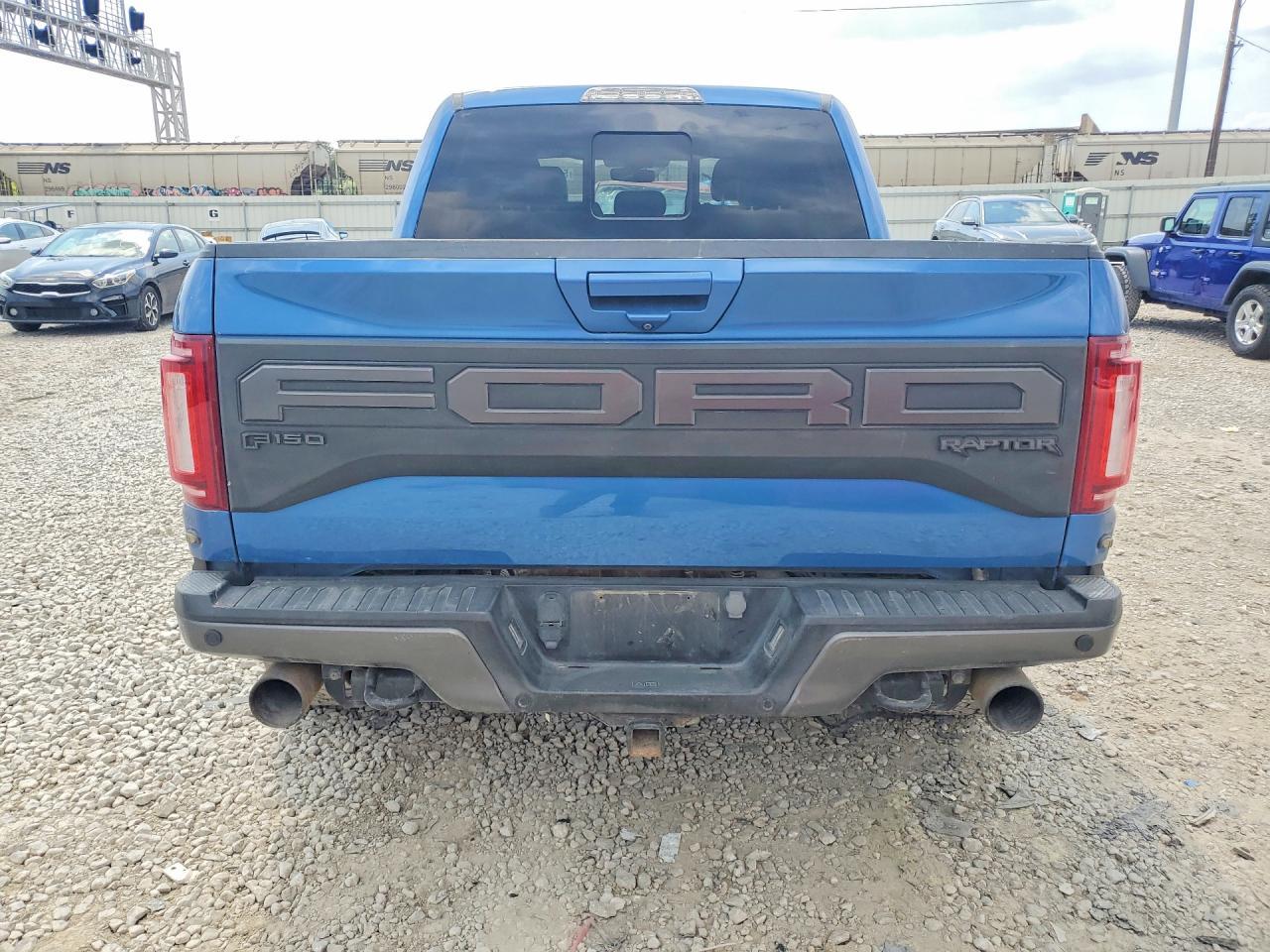 2019 Ford F150 Raptor - Фото 6