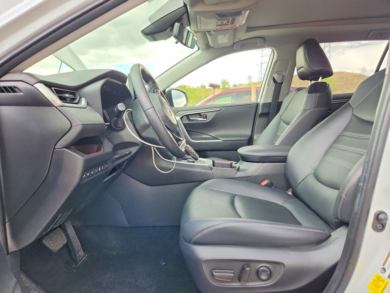2023 Toyota Rav4 Limited - Image 7