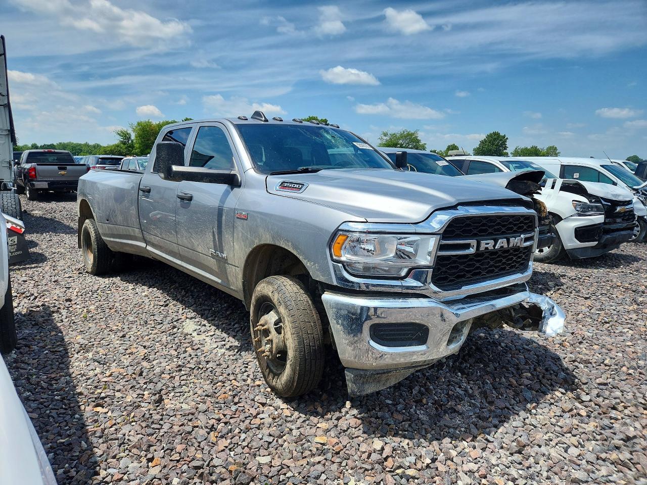2022 Ram 3500 Tradesman - Фото 4