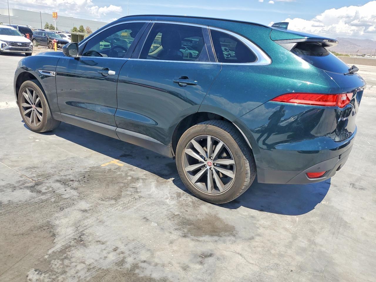 2018 Jaguar F-Pace Prestige - Фото 2