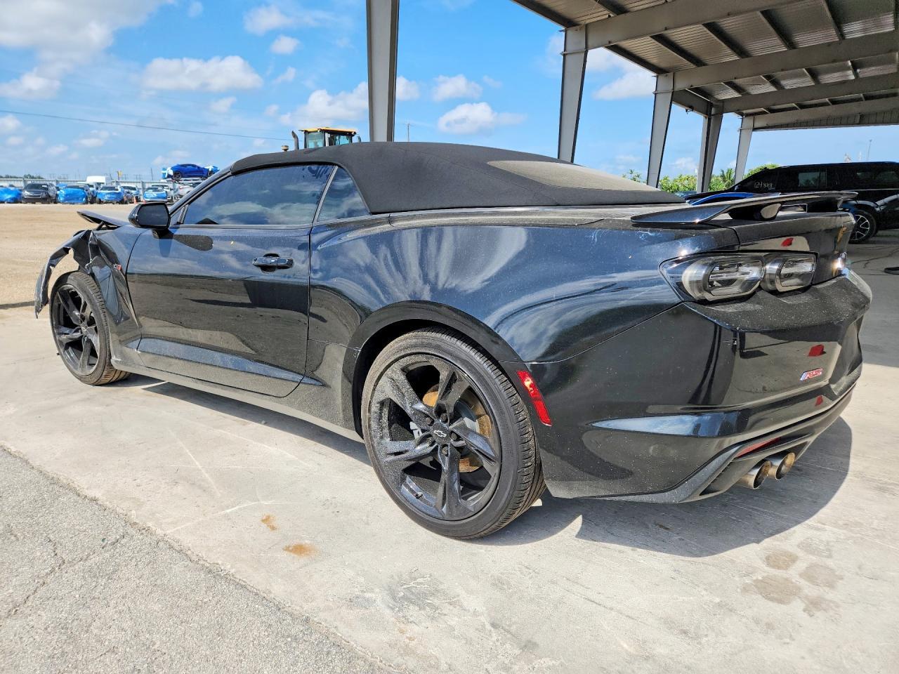 2023 Chevrolet Camaro Lt1 - Фото 2