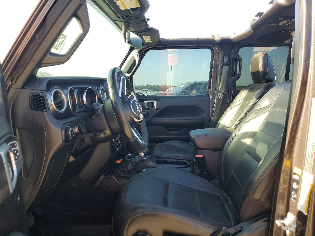 2021 Jeep Wrangler Unlimited Sahara - Фото 7