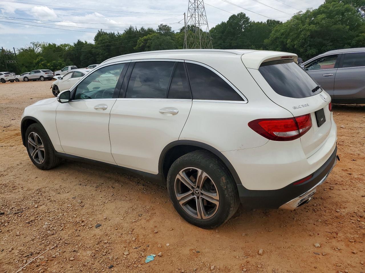 2017 Mercedes-Benz Glc 300 - Фото 2