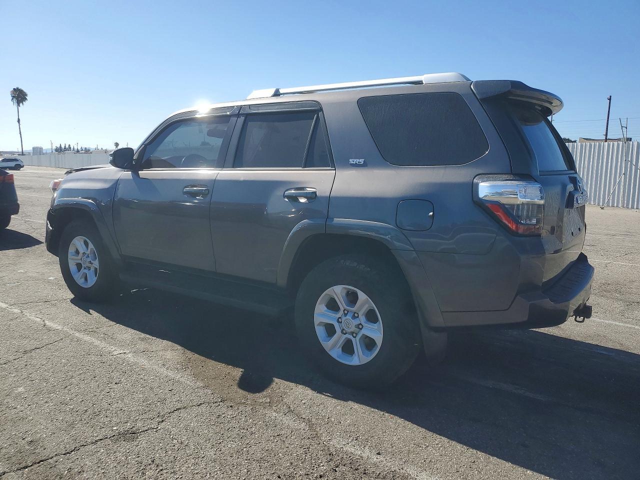 2016 Toyota 4Runner Sr5 Premium - Фото 2