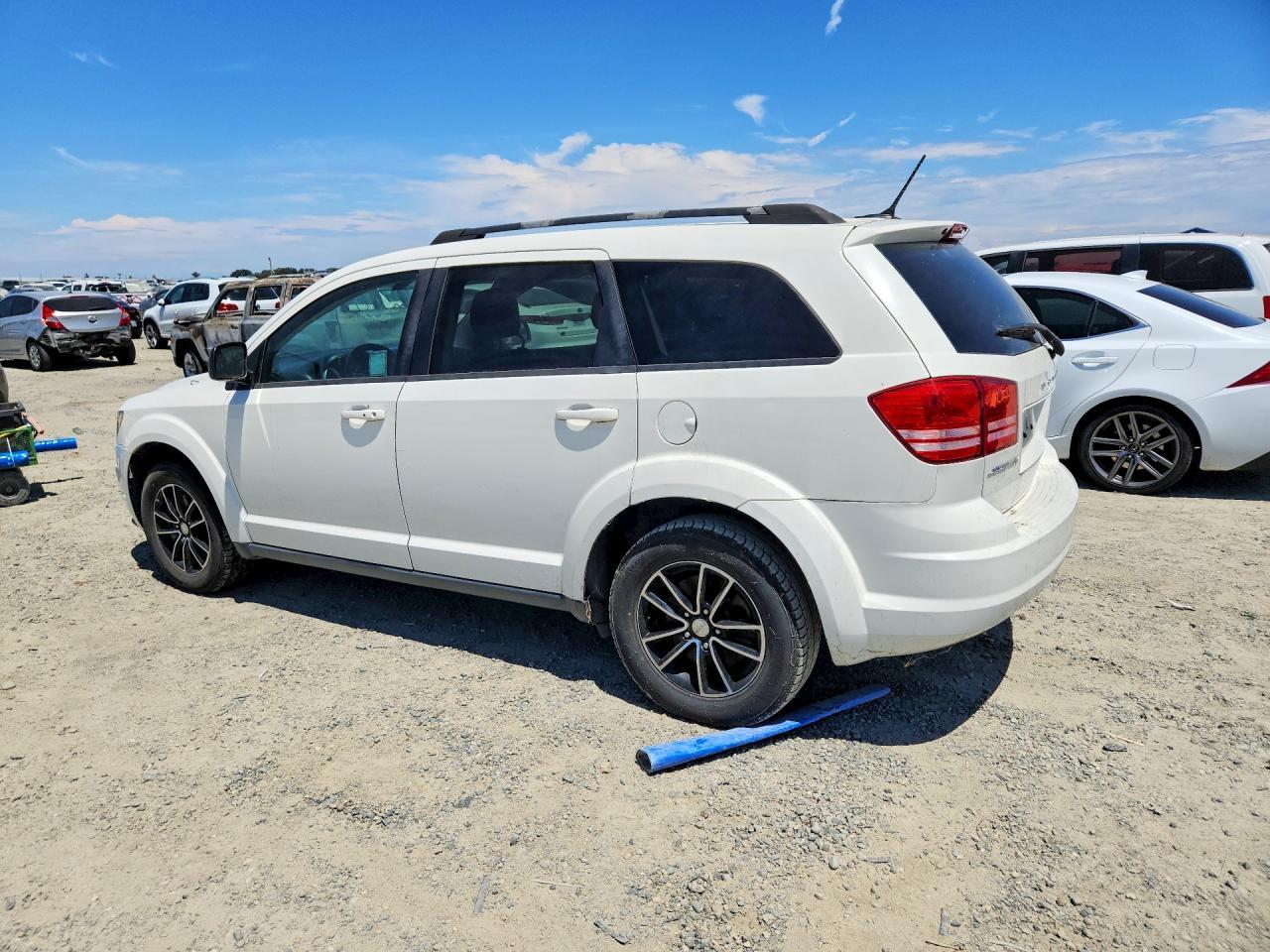2017 Dodge Journey Se - Image 2