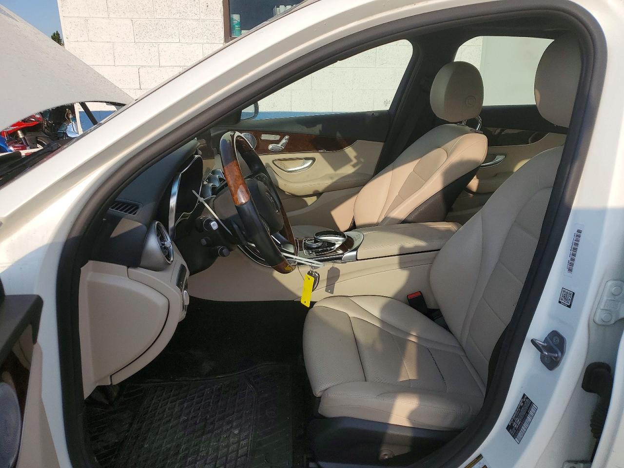2018 Mercedes-Benz C 300 4Matic - Image 7