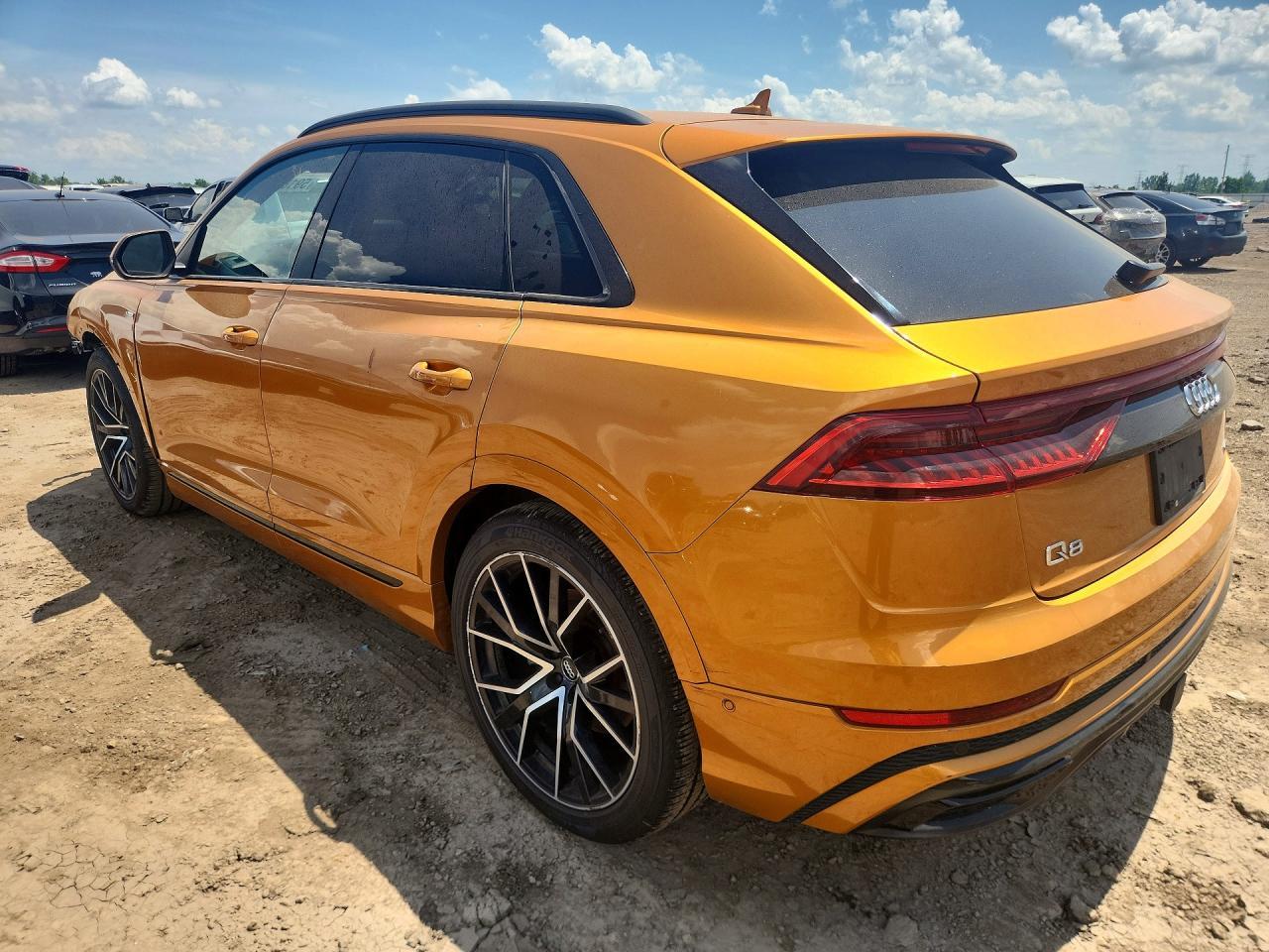 2019 Audi Q8 Prestige S-Line - Фото 2