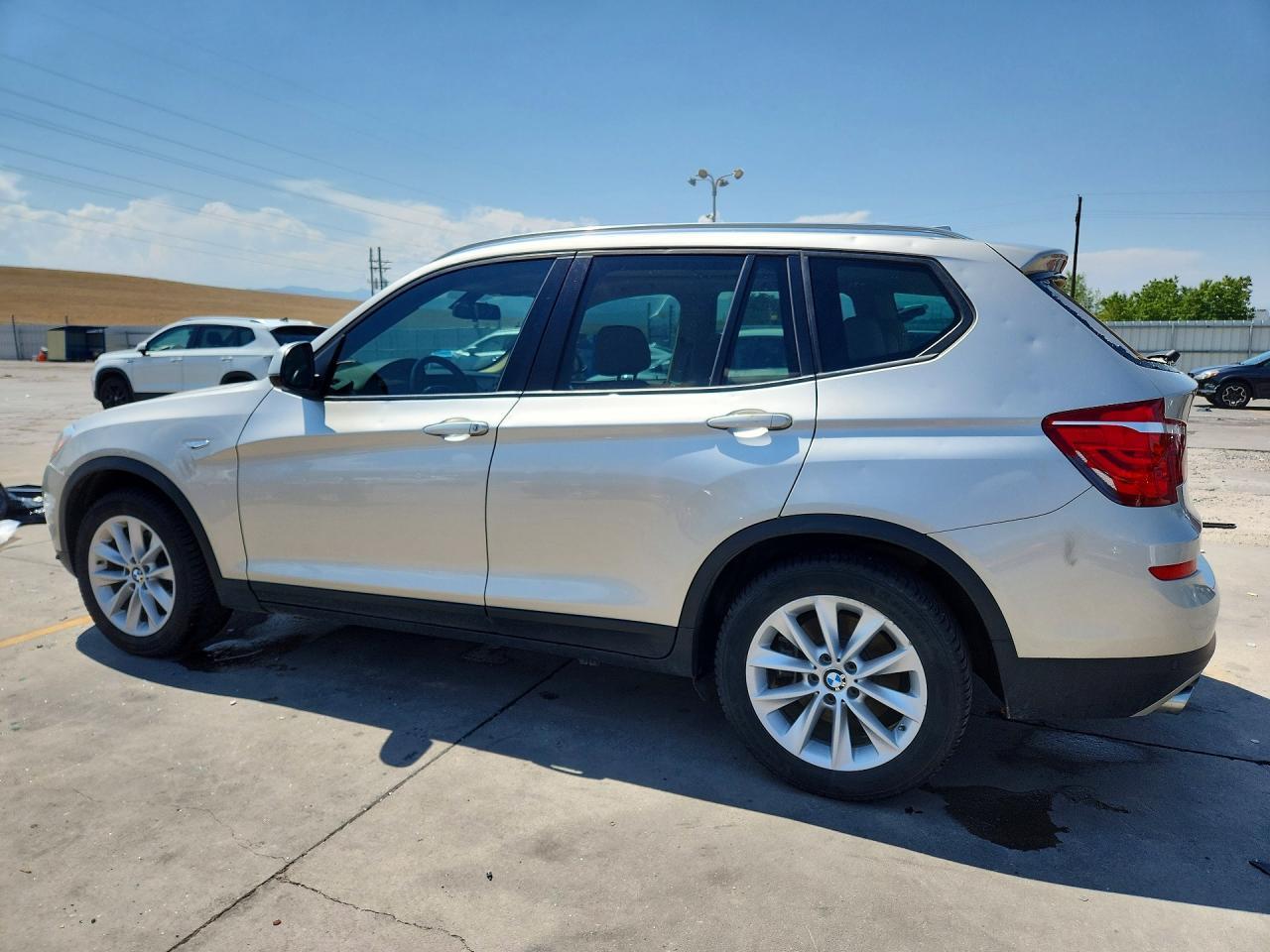 2017 BMW X3 xDrive28I - Image 2