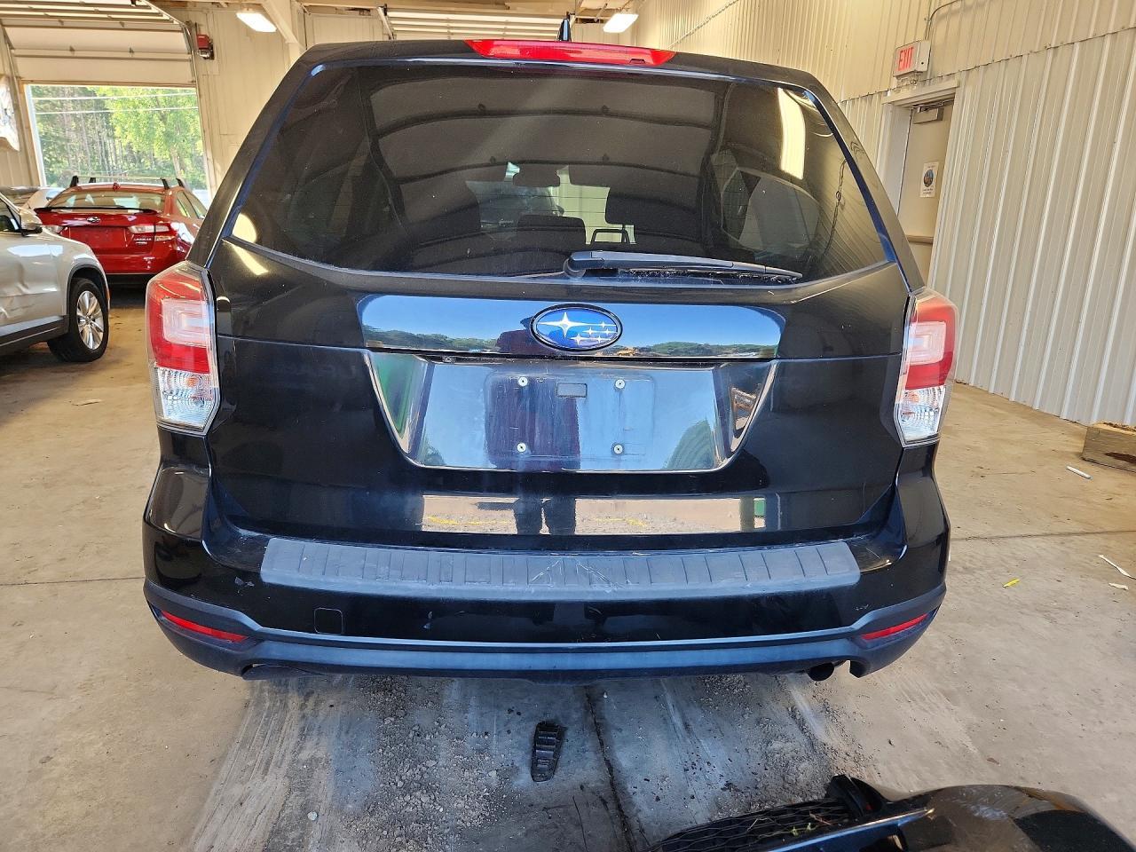2017 Subaru Forester 2.5I - Image 6