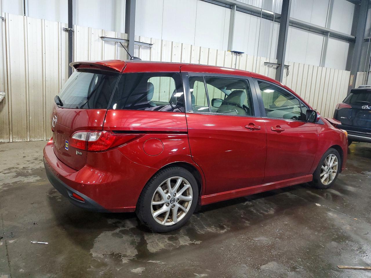 2014 Mazda 5 Grand Touring - Фото 3