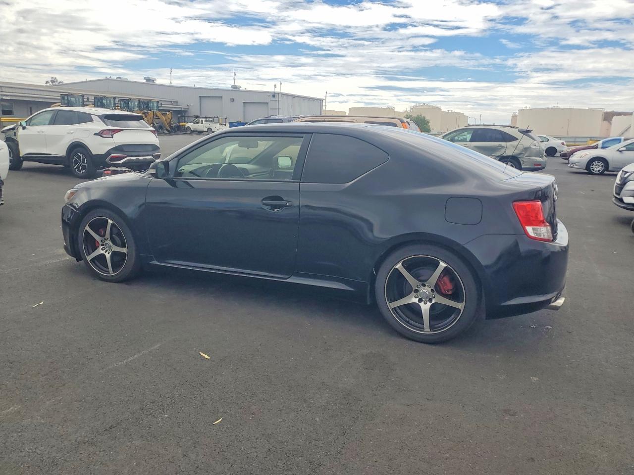 2013 Scion Tc - Image 2