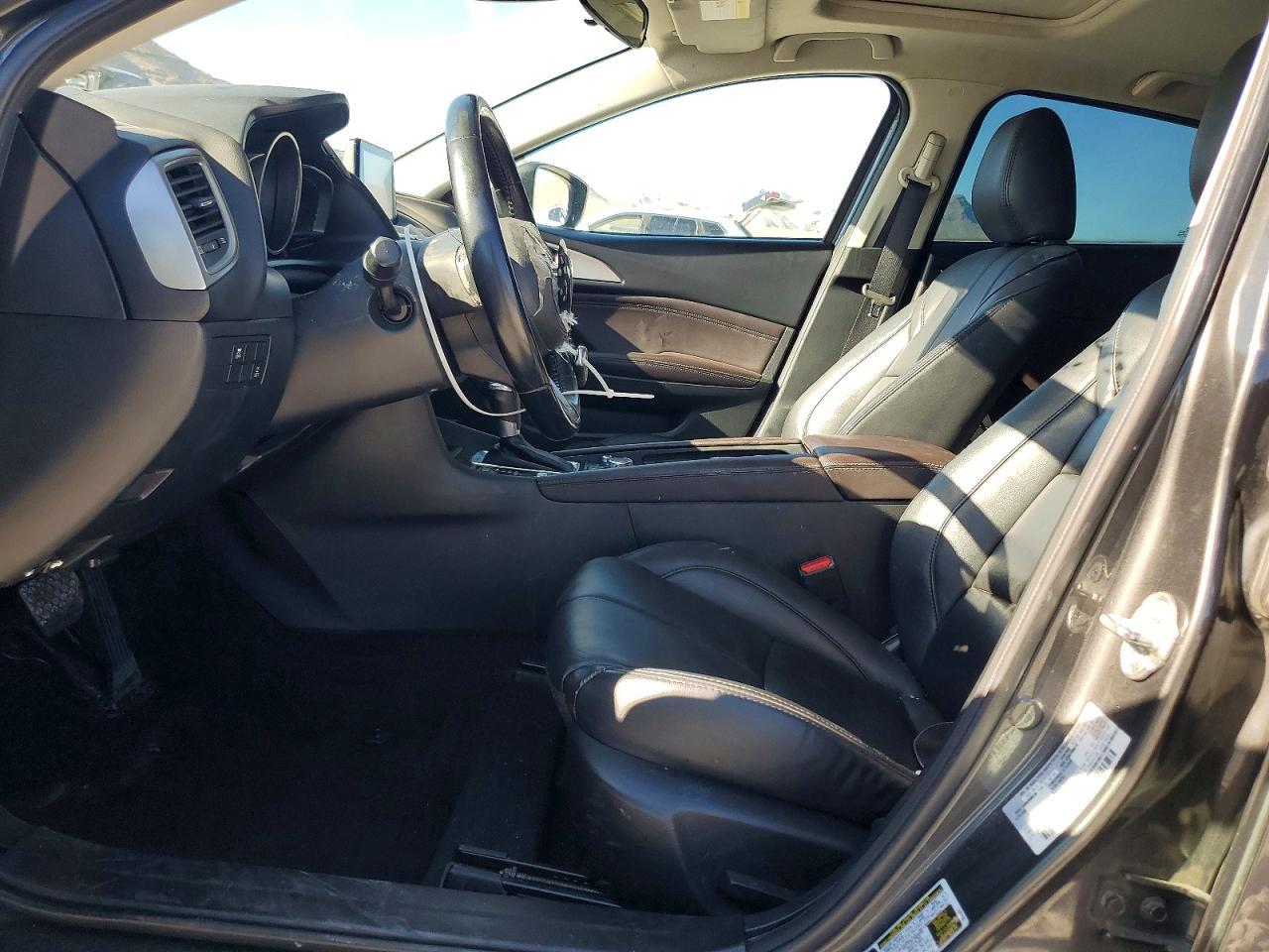 2018 Mazda 3 - Image 7