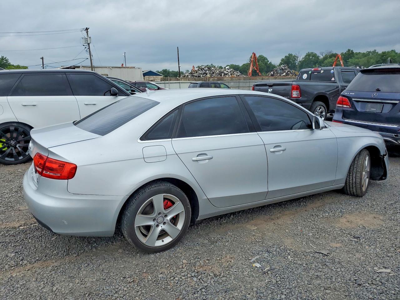 2009 Audi A4 Premium Plus - Фото 3