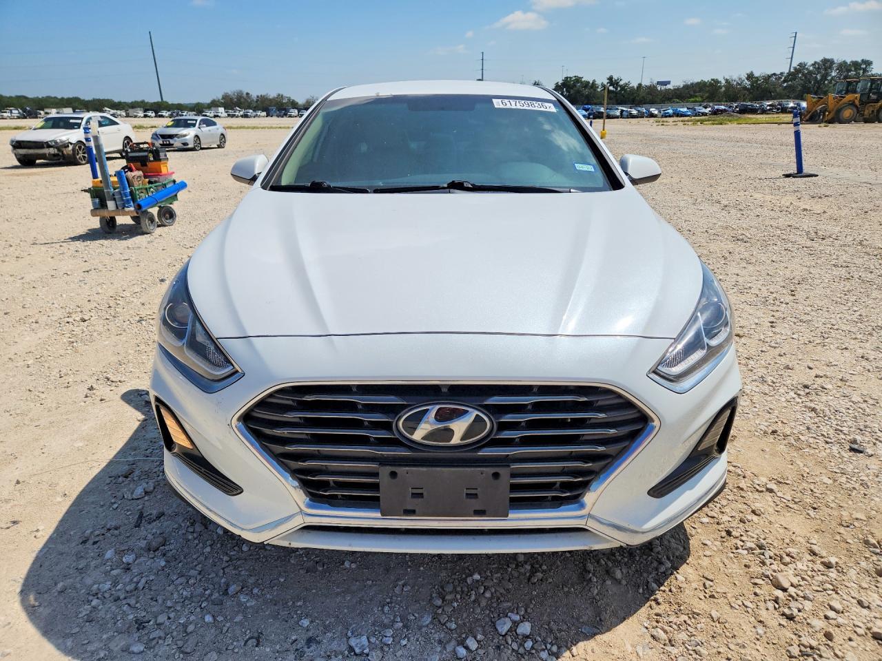 2018 Hyundai Sonata Se - Image 5