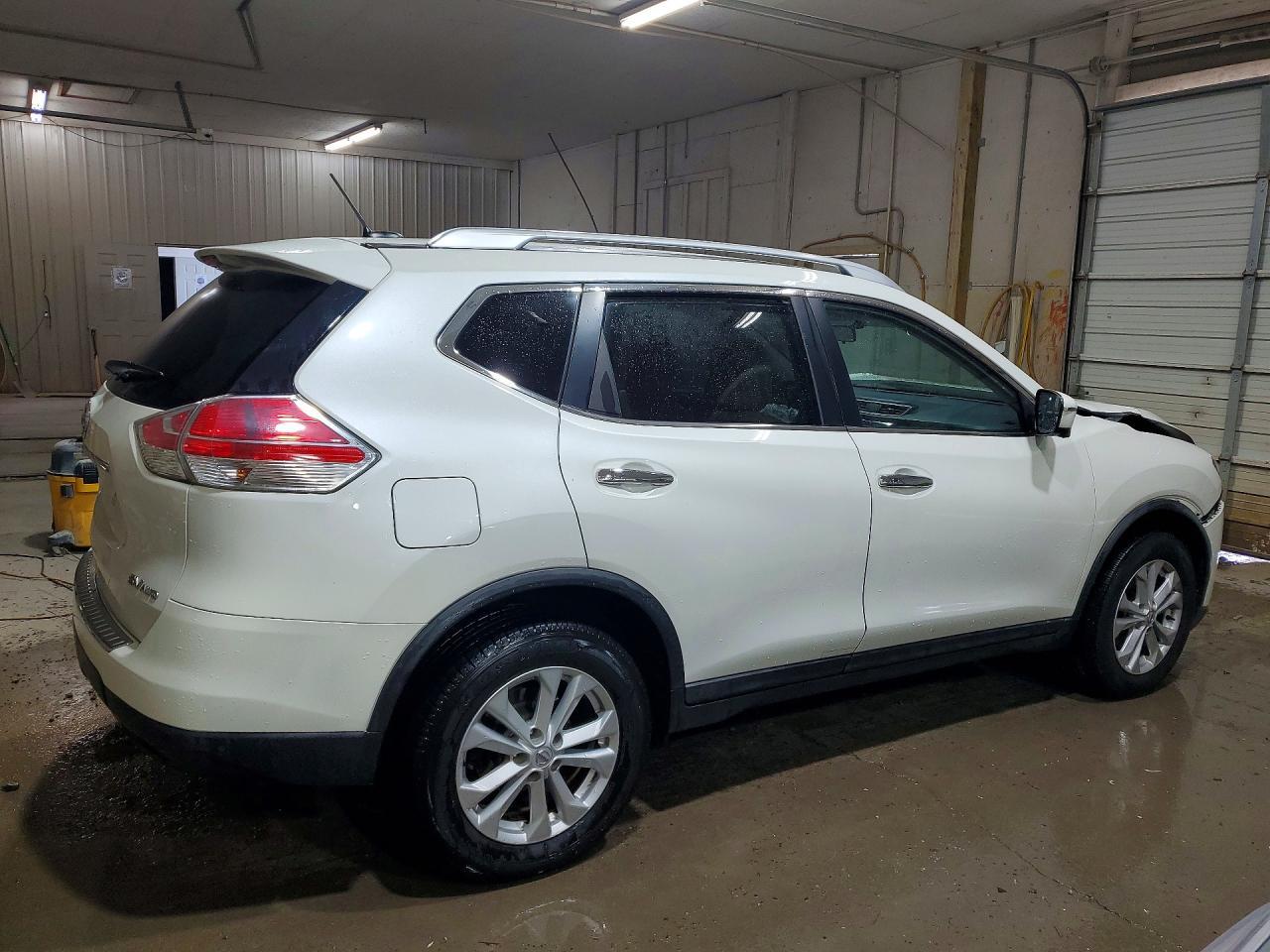 2016 Nissan Rogue Sv - Фото 3