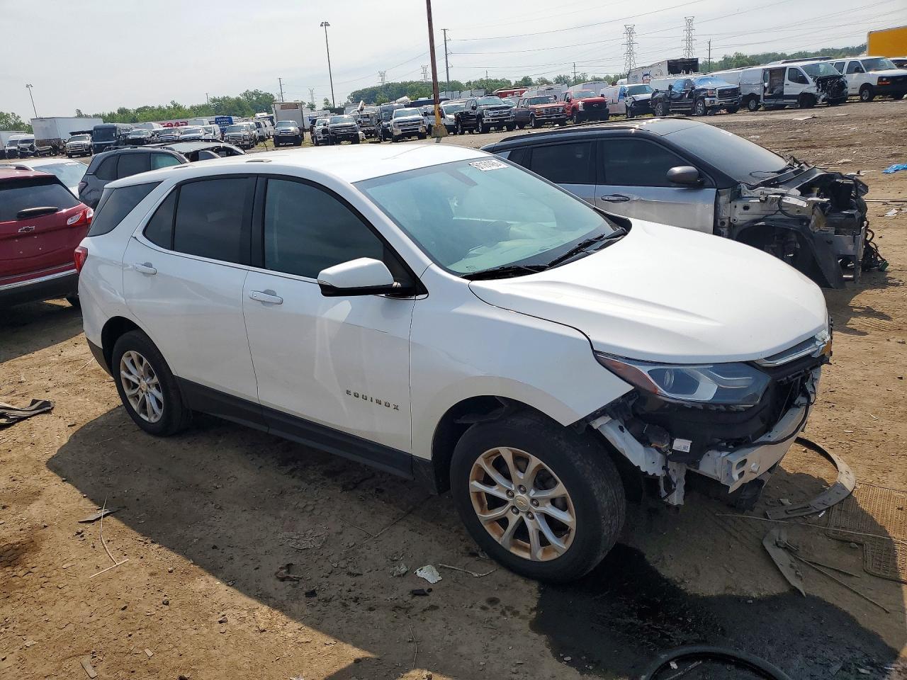 2018 Chevrolet Equinox Lt - Фото 4