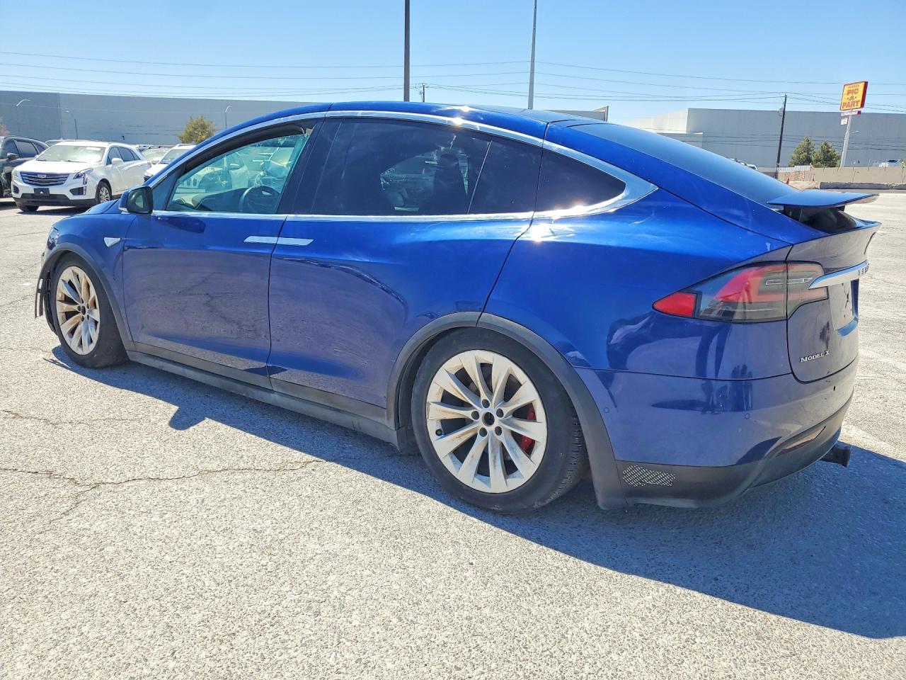 2016 Tesla Model X - Фото 2