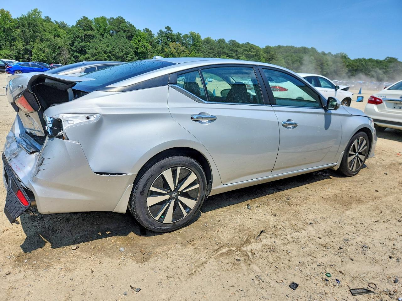 2021 Nissan Altima Sv - Фото 3