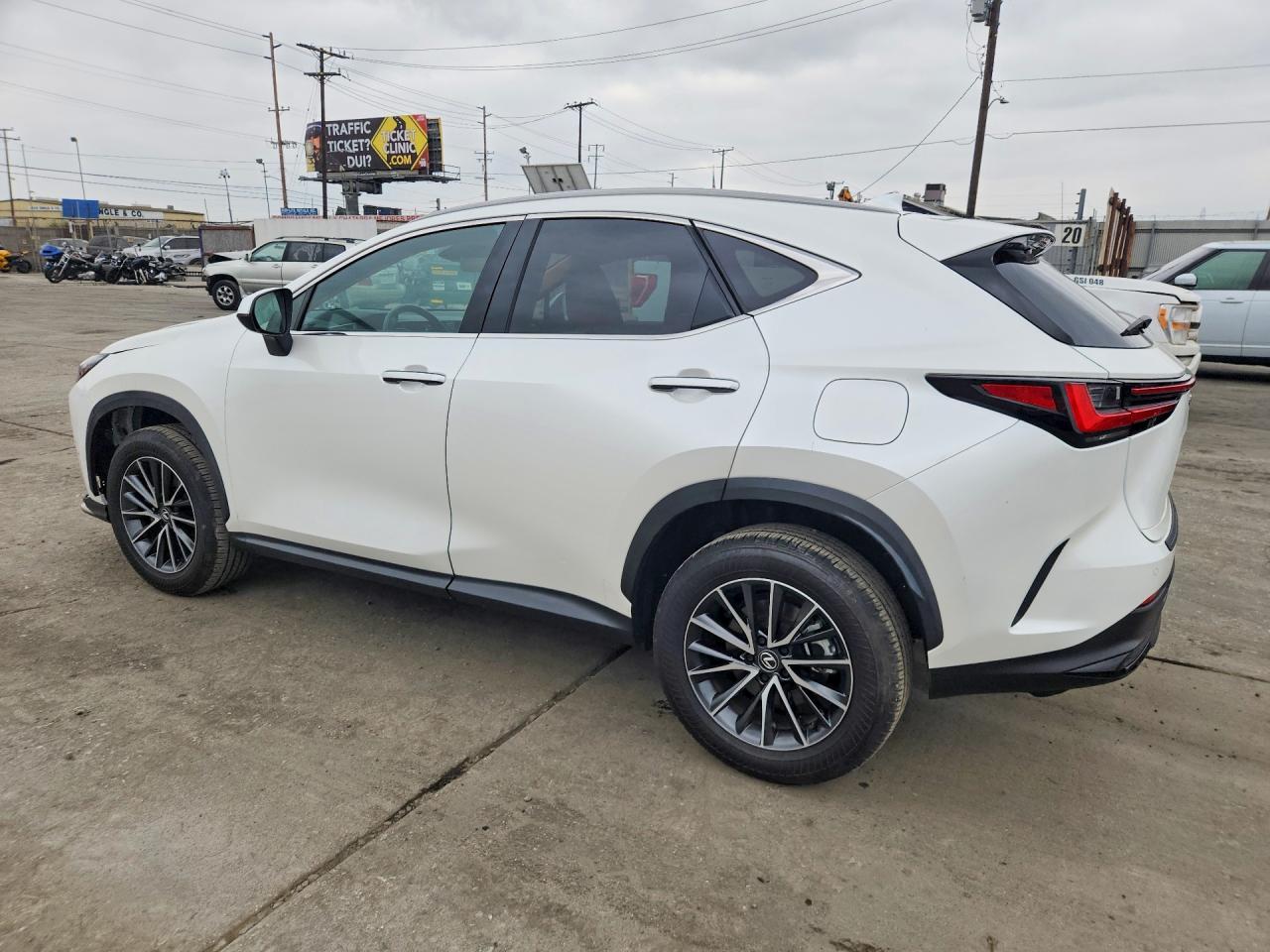 2024 Lexus Nx 350H Premium - Image 2