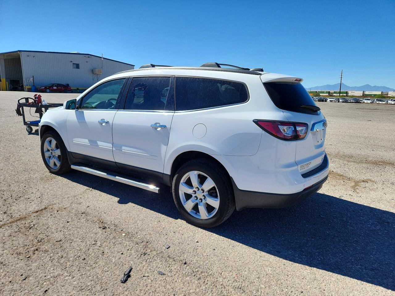 2017 Chevrolet Traverse Lt - Фото 2