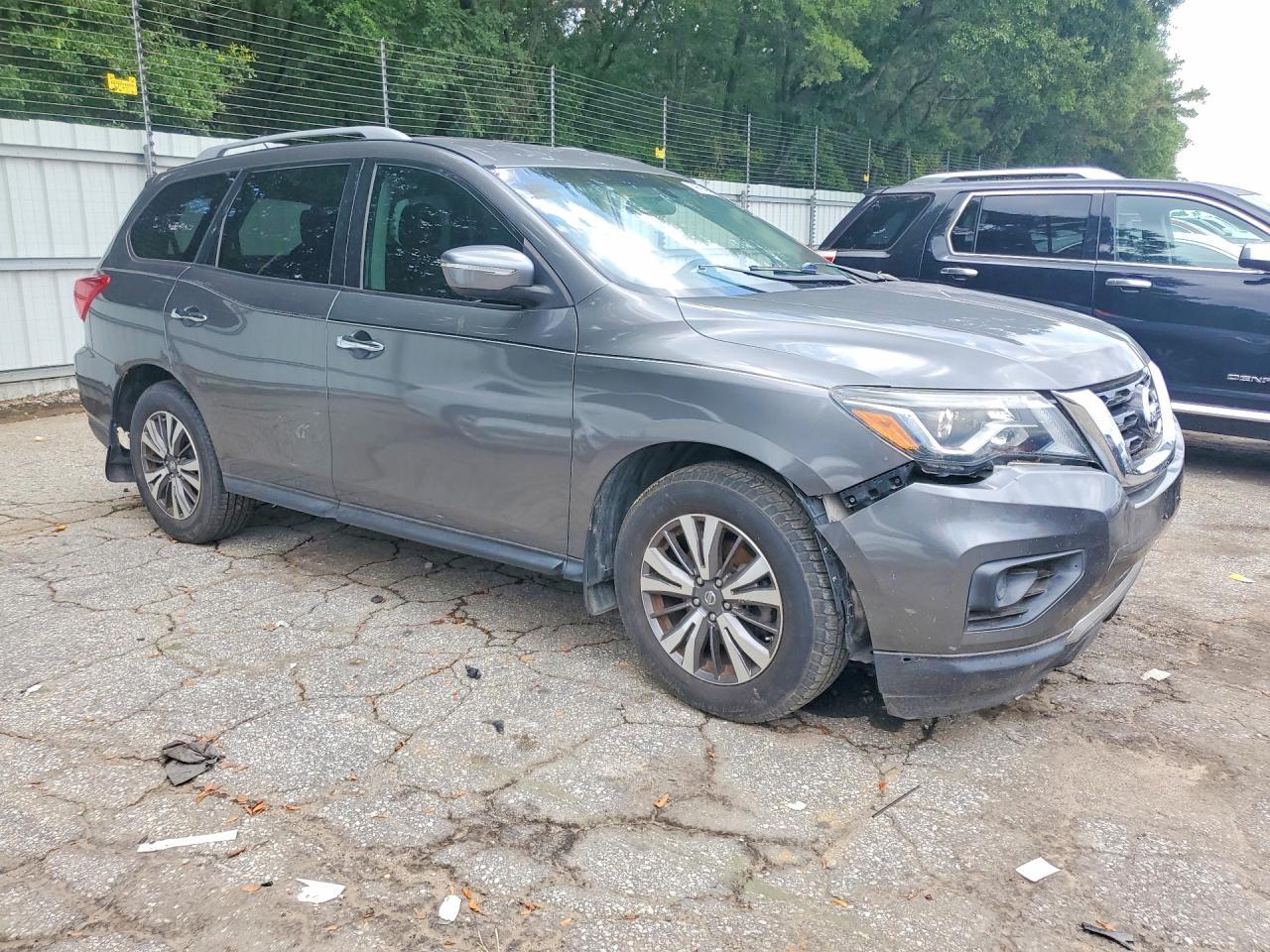 2017 Nissan Pathfinder S - Фото 4