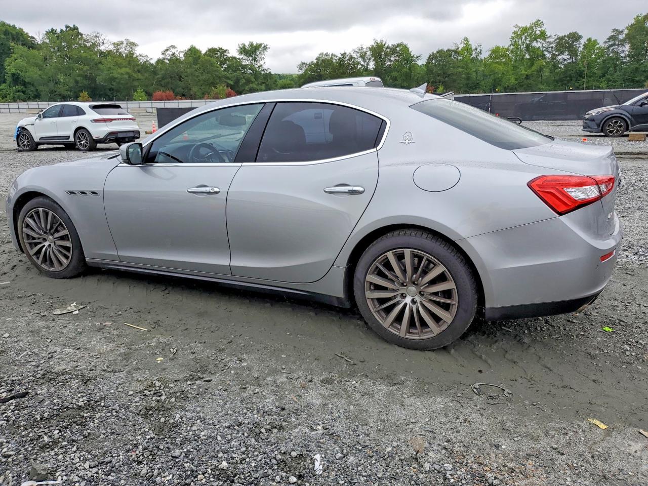2015 Maserati Ghibli S - Image 2