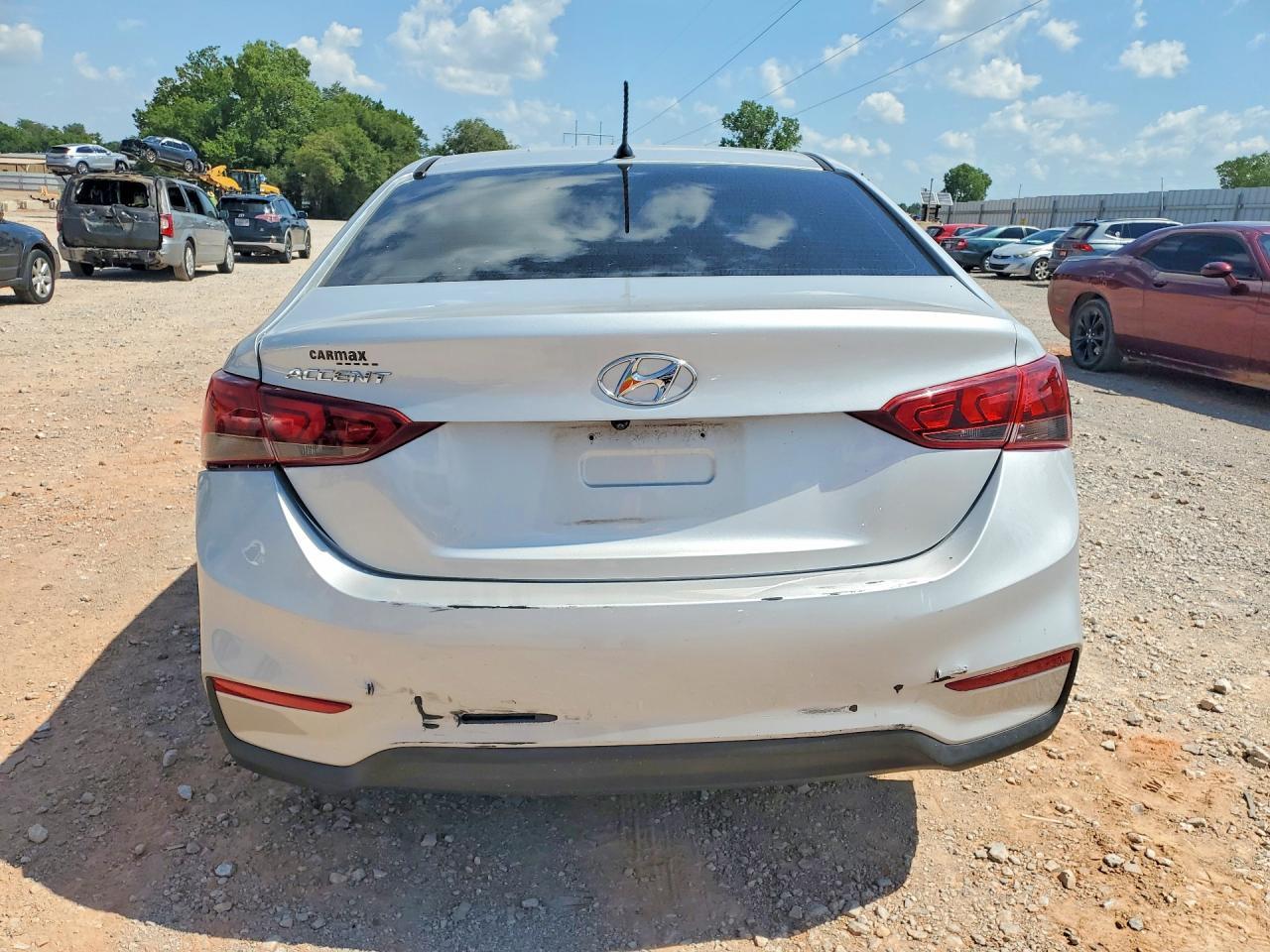 2019 Hyundai Accent Se - Фото 6