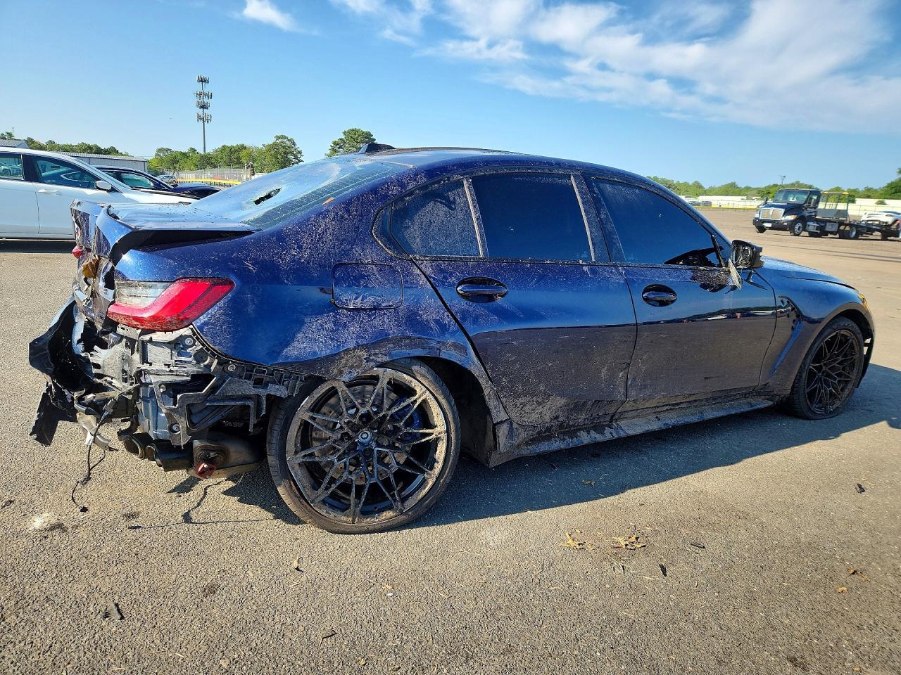 2026 BMW M3 Competition - Фото 3