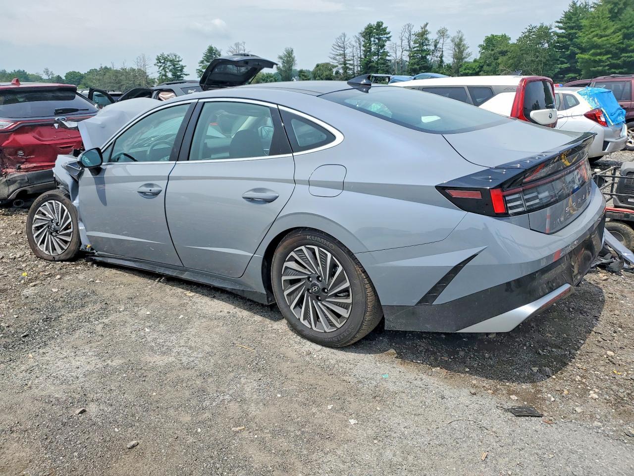2026 Hyundai Sonata Hybrid Sel - Image 2