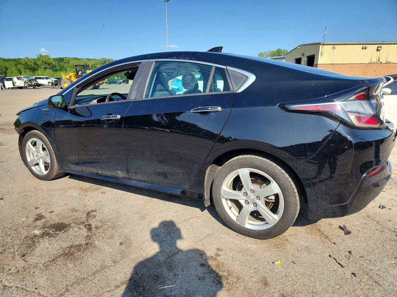 2017 Chevrolet Volt Lt - Фото 2