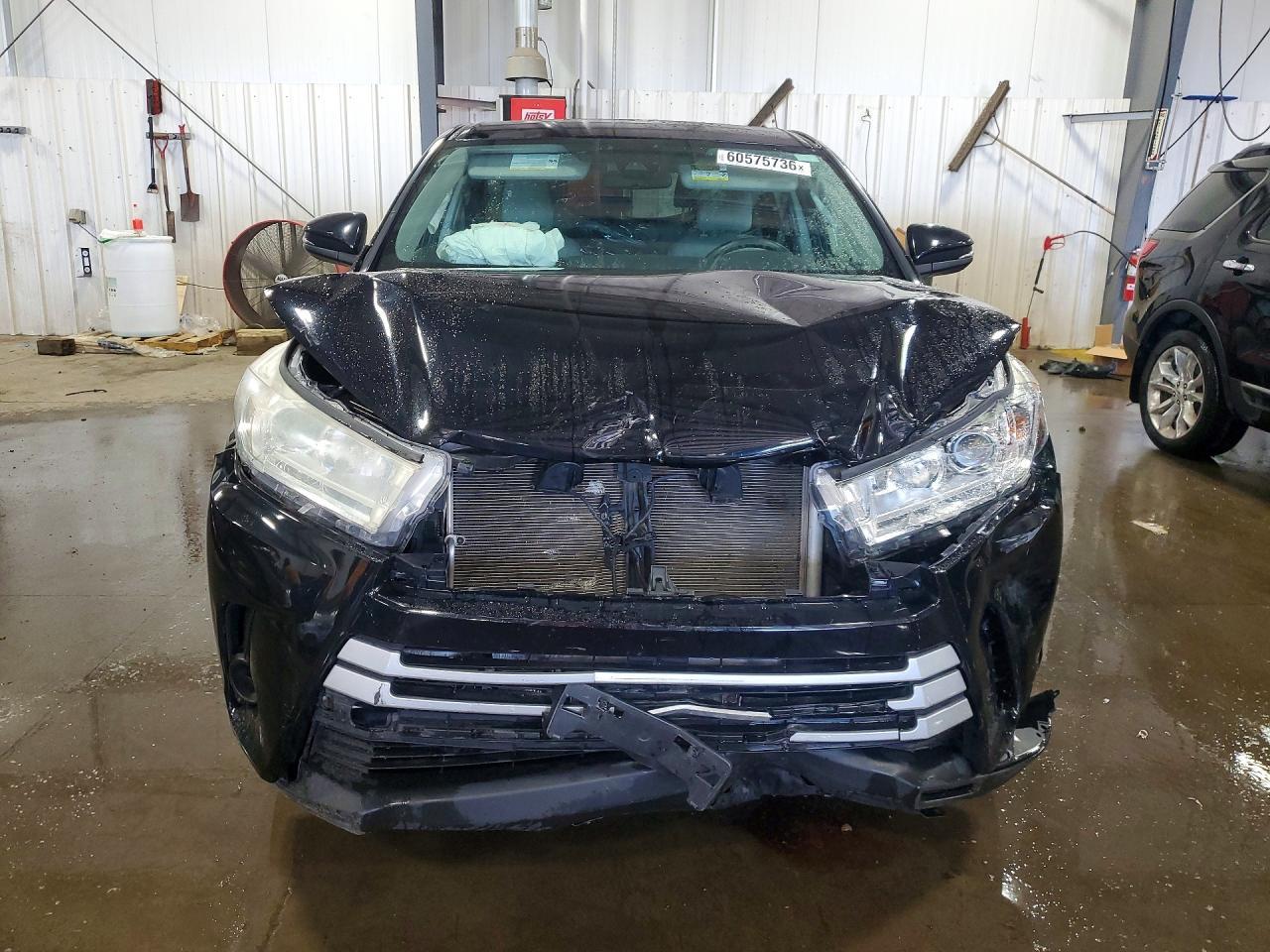 2018 Toyota Highlander Le - Фото 5