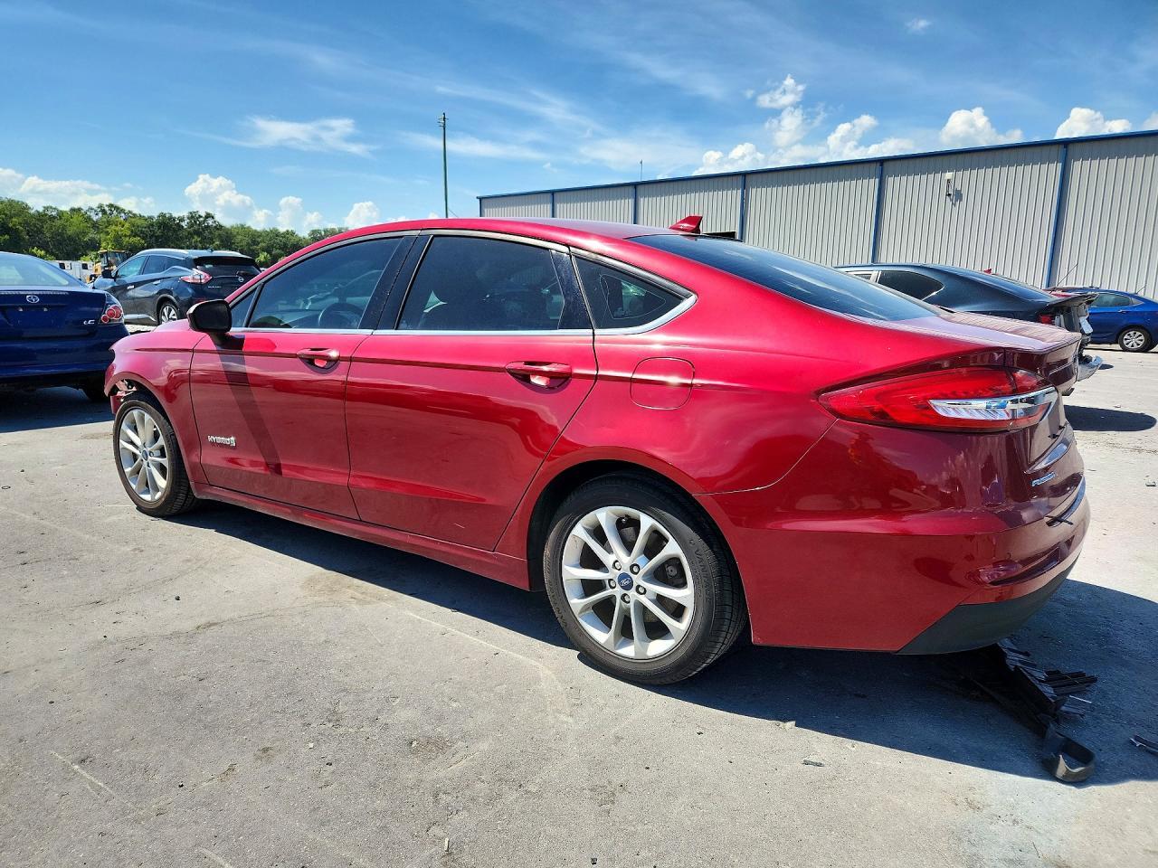 2019 Ford Fusion Se - Фото 2