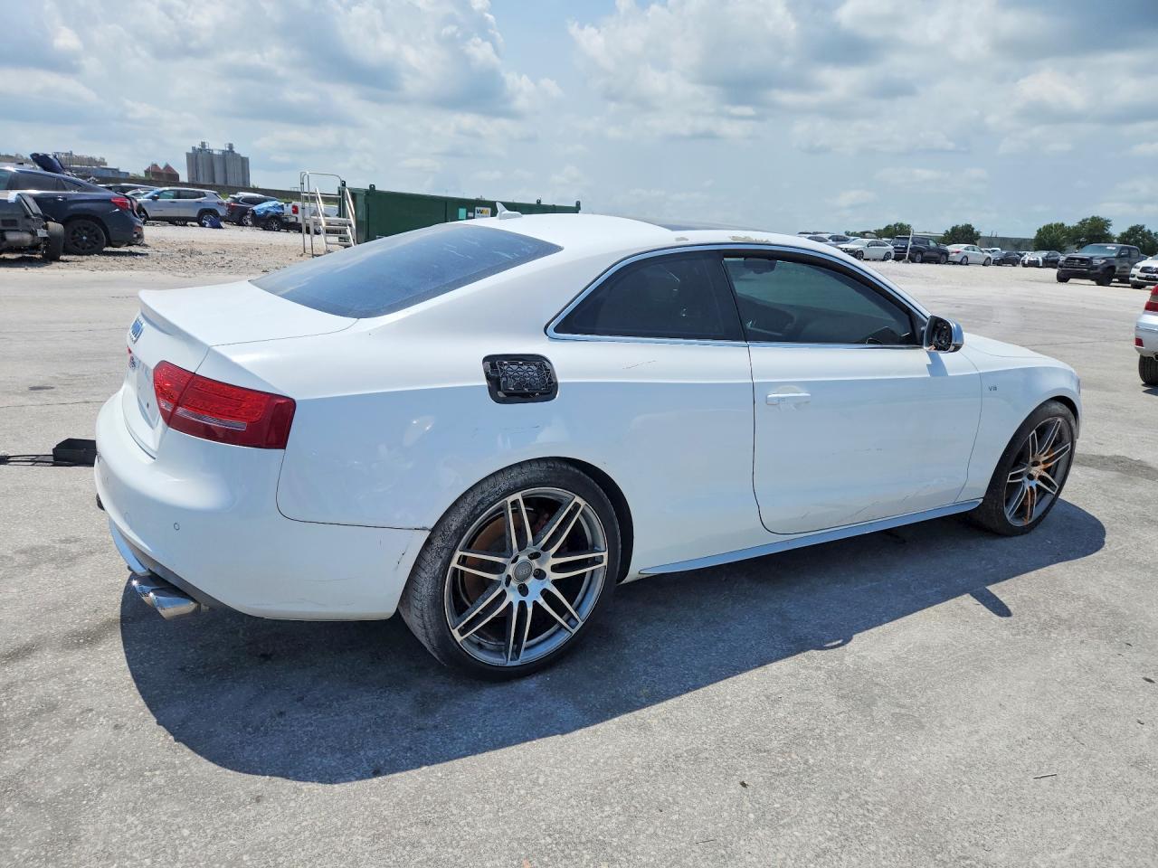 2011 Audi S5 Premium Plus - Image 3