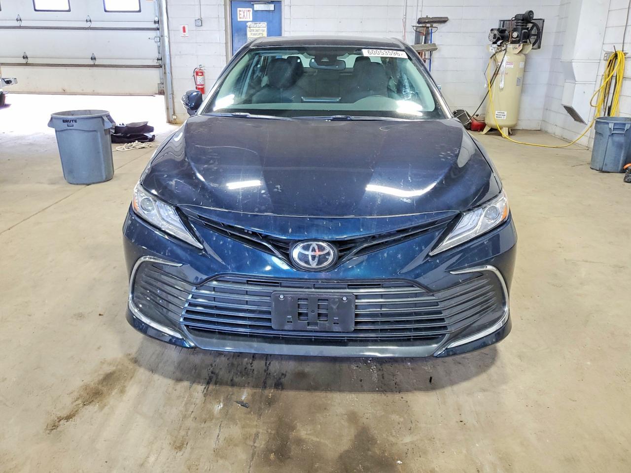 2021 Toyota Camry Xle - Фото 5