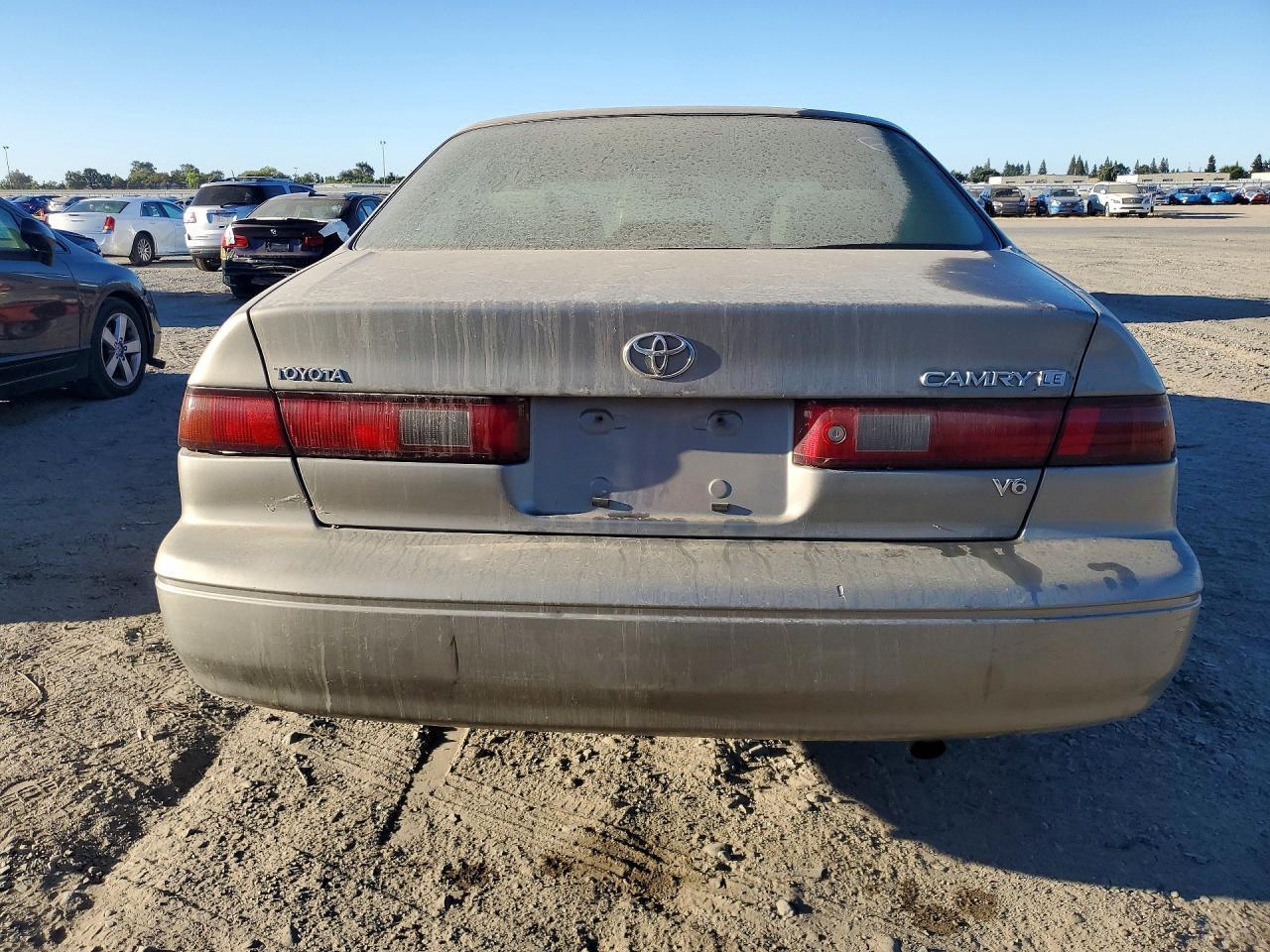 1998 Toyota Camry Le V6 - Фото 6