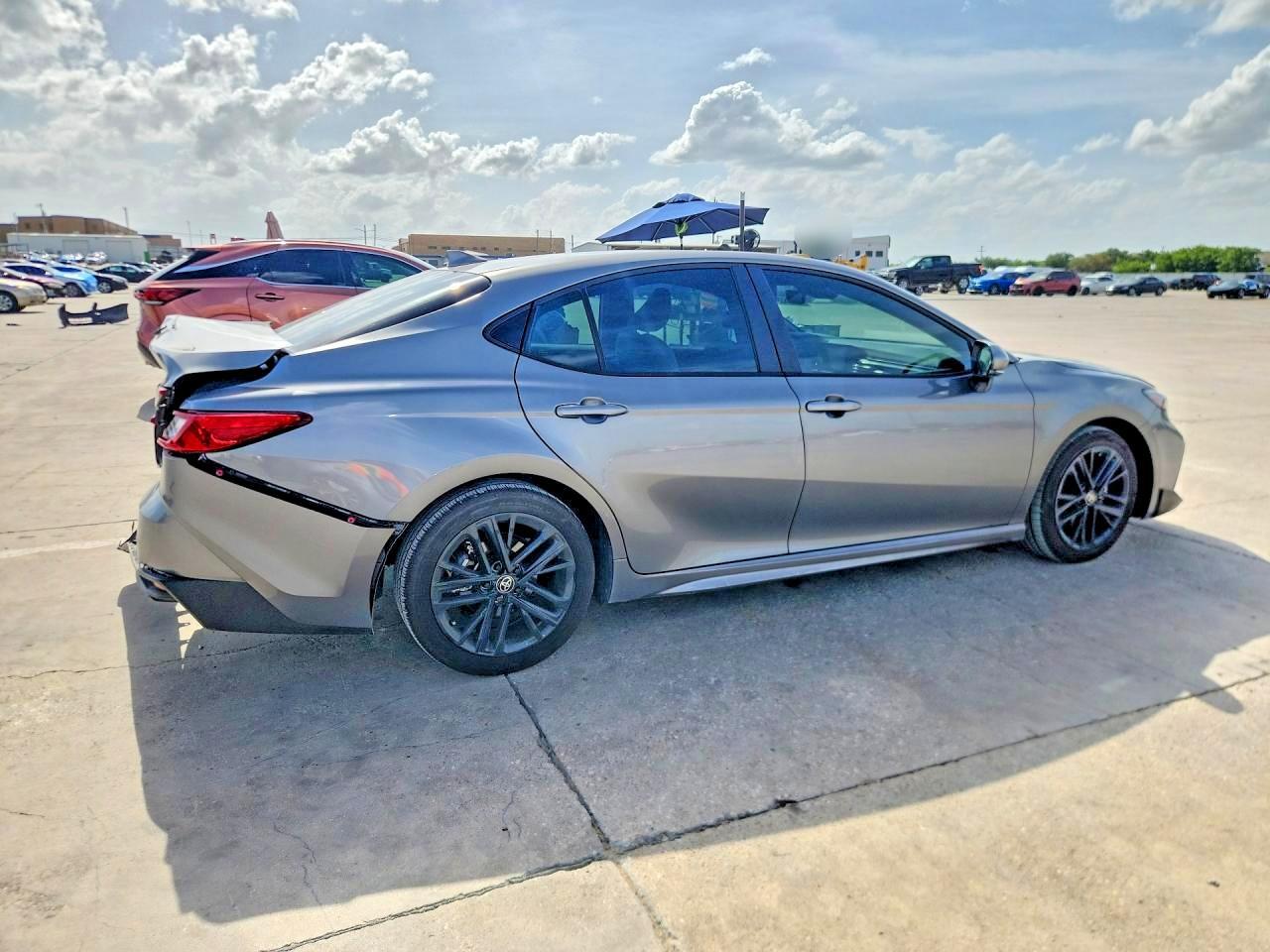2026 Toyota Camry Se - Фото 3