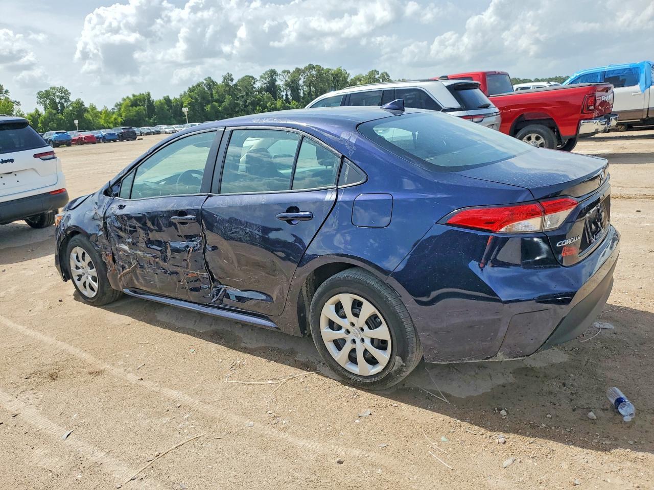 2024 Toyota Corolla Le - Фото 2