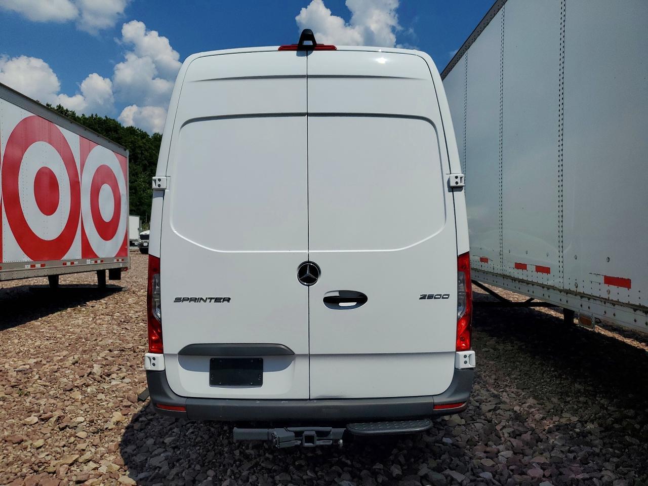 2025 Mercedes-Benz Sprinter 2500 - Image 6