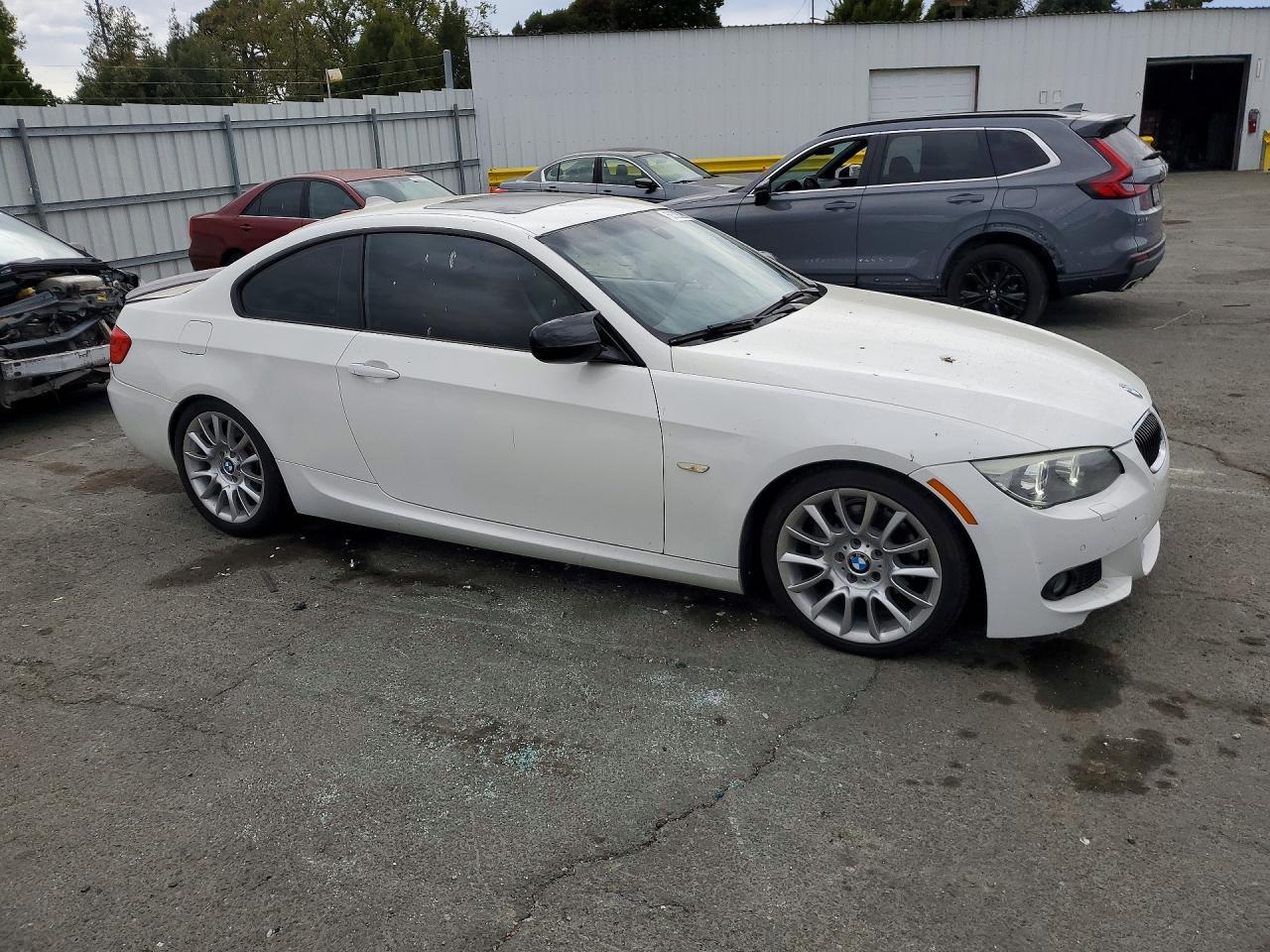 2012 BMW 328 I Sulev - Image 4