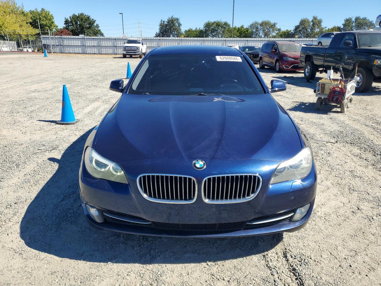 2011 BMW 535 I - Image 5