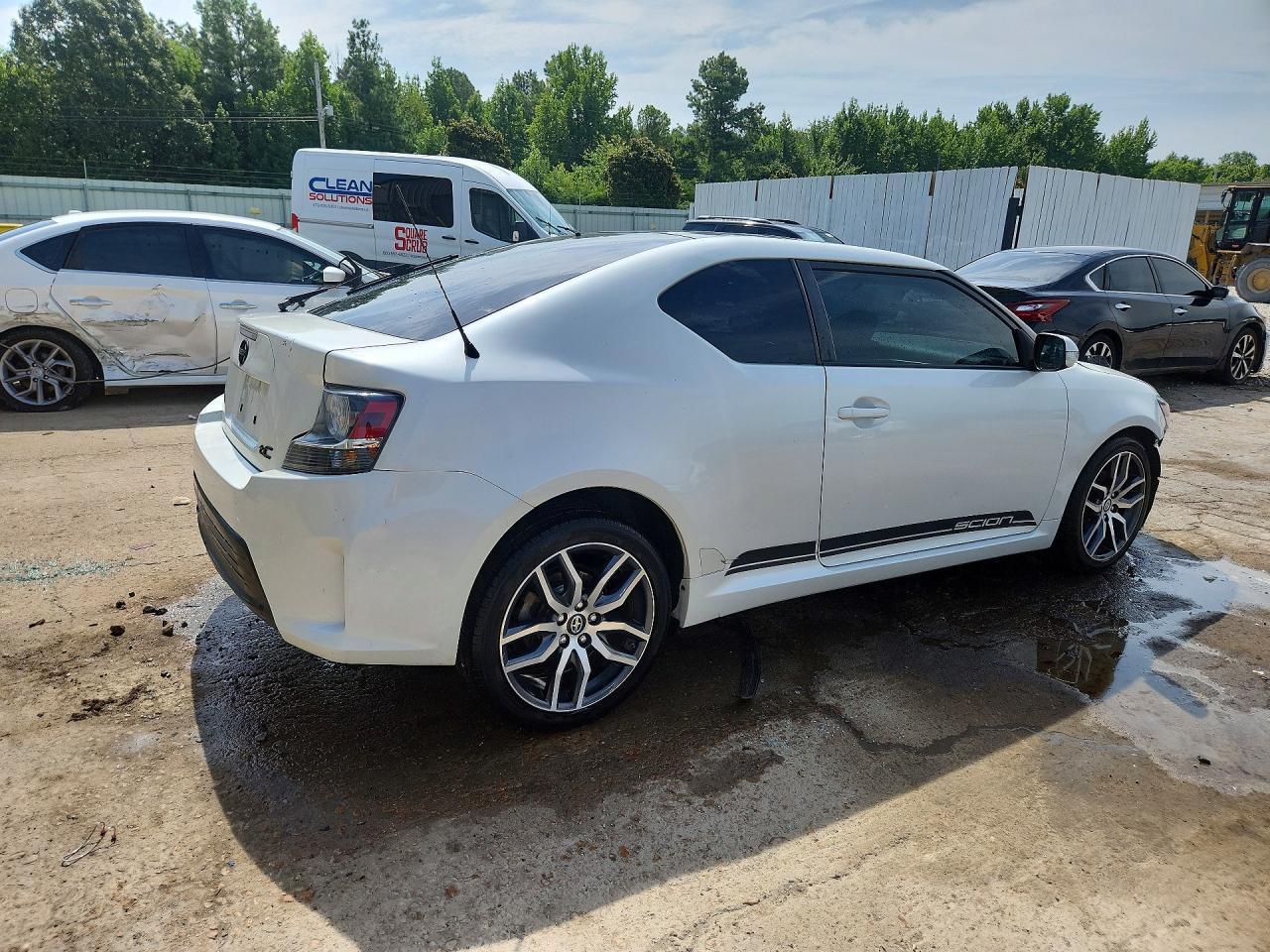 2016 Scion Tc Base - Image 3