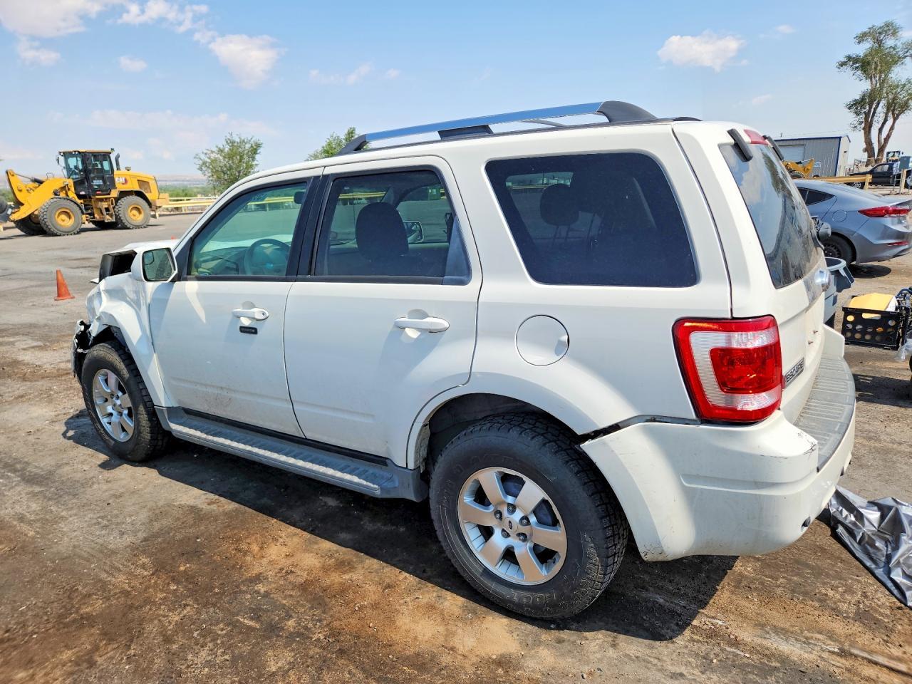 2010 Ford Escape Limited - Фото 2