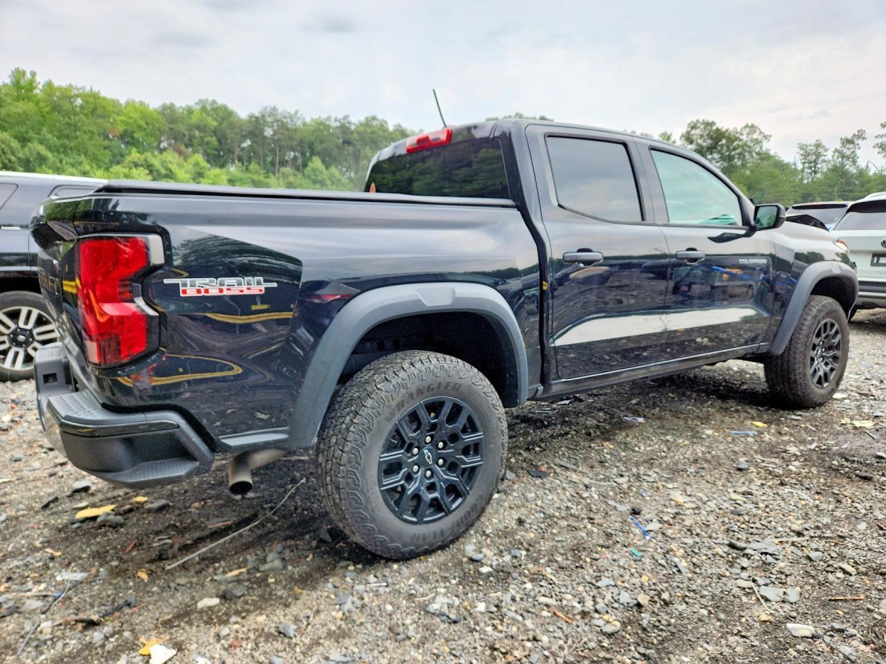 2024 Chevrolet Colorado Trail Boss - Image 3