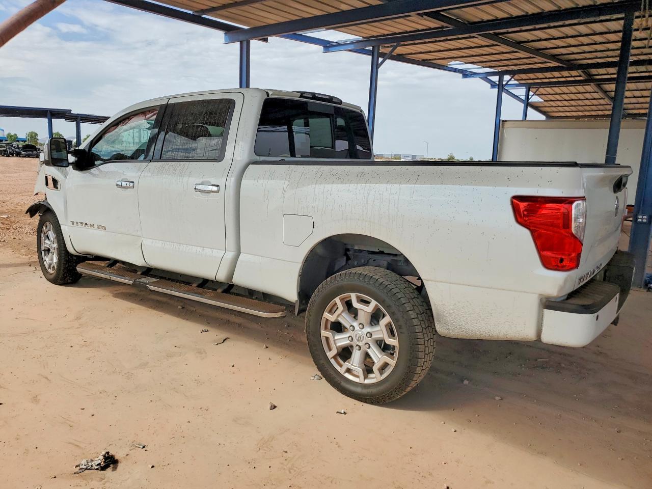 2016 Nissan Titan Xd Sl - Image 2