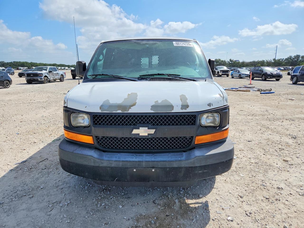 2013 Chevrolet Express G1500 - Фото 5