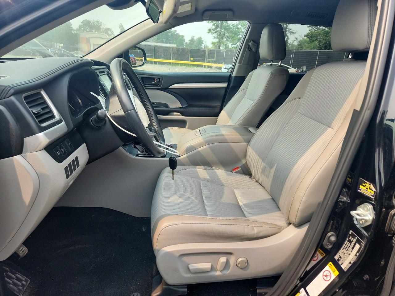 2019 Toyota Highlander Le Plus - Фото 7