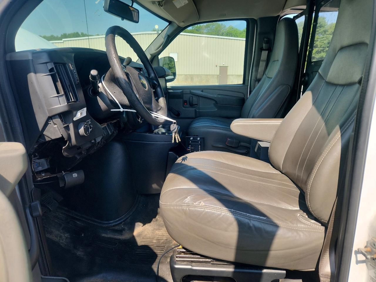 2013 Chevy Express G1500 Cargo - Image 7
