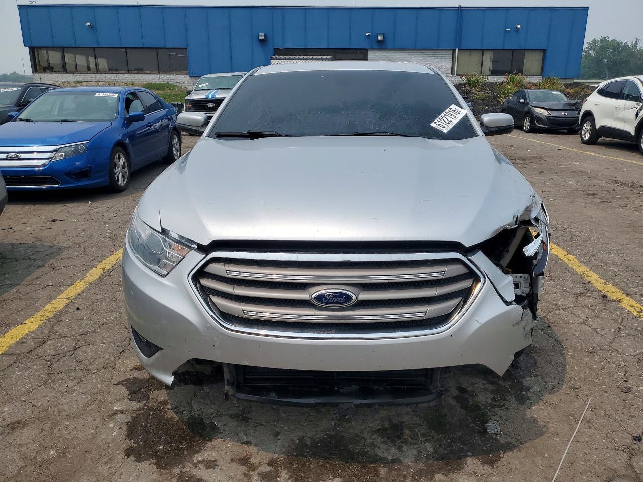 2013 Ford Taurus Sel - Фото 5