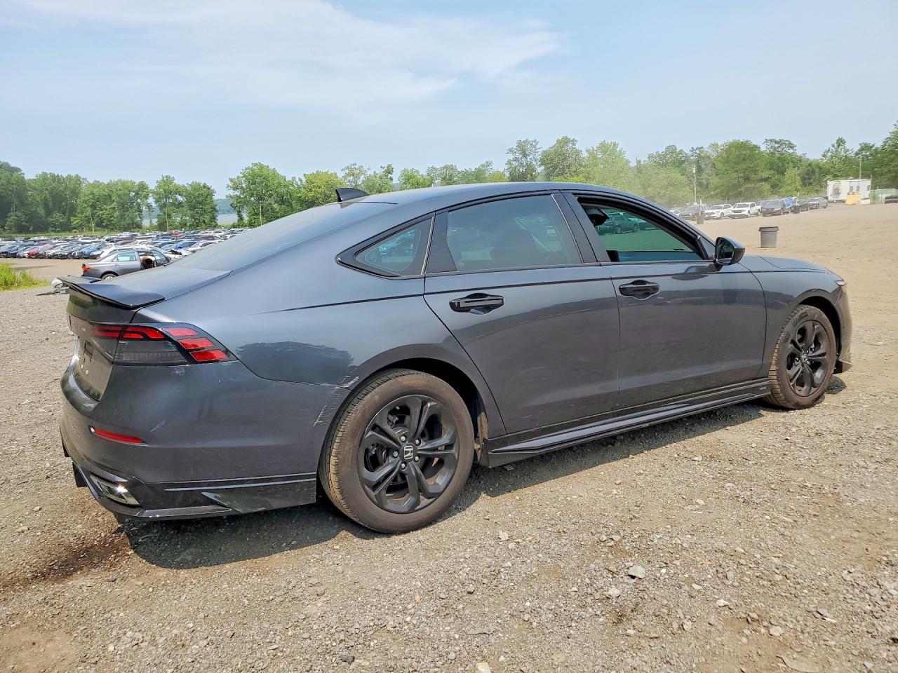 2025 Honda Accord Se - Image 3